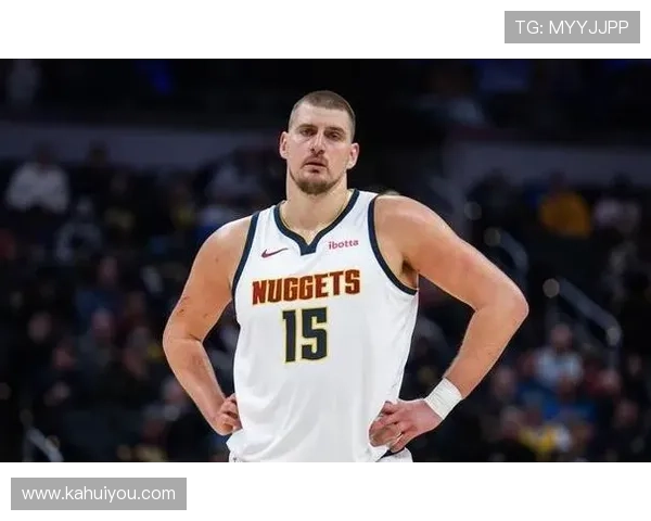 约基奇谈17次助攻：全靠队友跑位